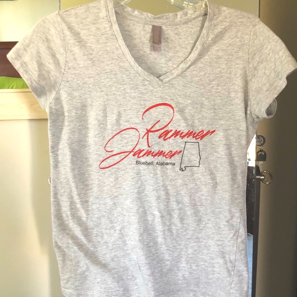 Women’s Hart of Dixie t-shirt